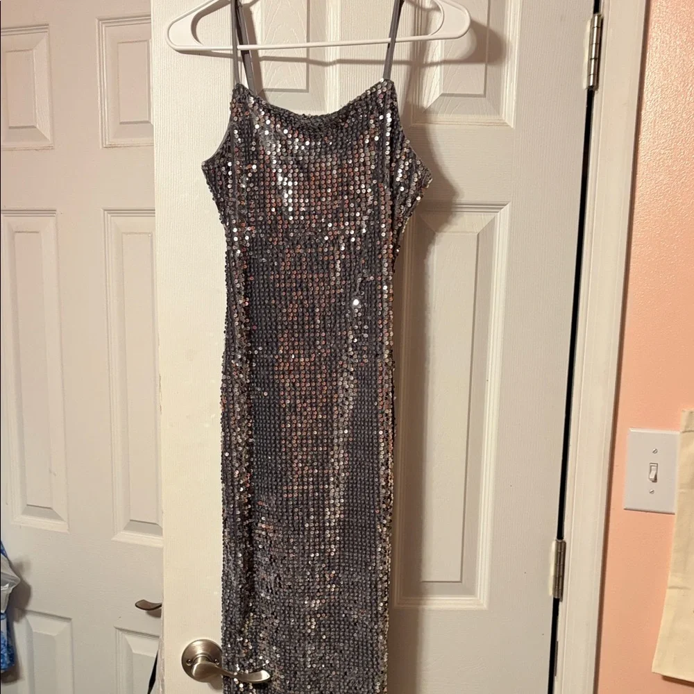 Forever 21 Silver Sequin Dress - Picture 2 of 8